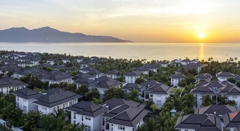 Re looking to cash flow real estate Danang Resort