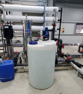 Chemical resistant RO membrane deposits - NF membrane