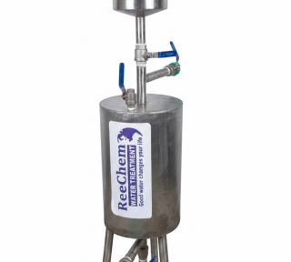 Bình châm hoá chất Chiller - Dosing Pot Bình châm hoá chất Chiller - Dosing Pot